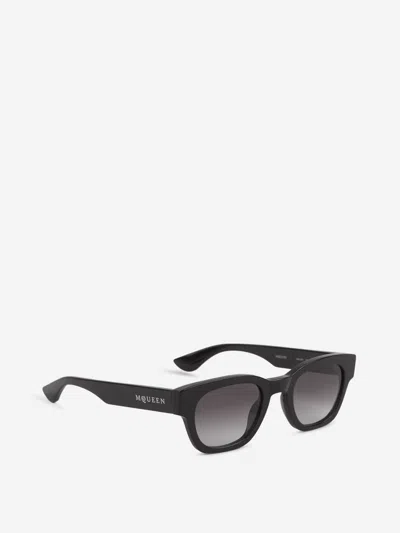 Alexander Mcqueen Round Sunglasses In Black