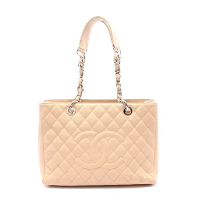 Pre-owned Chanel Matelasse Gst Tote Bag Leather In Sand