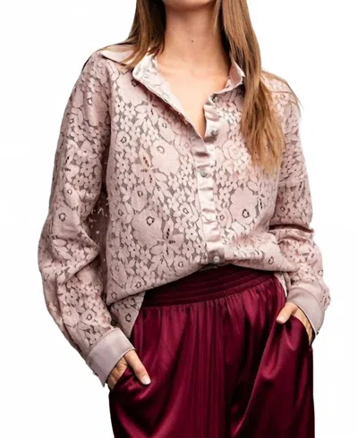 Eesome Floral Lace Tuxedo Blouse In Champagne In Pink