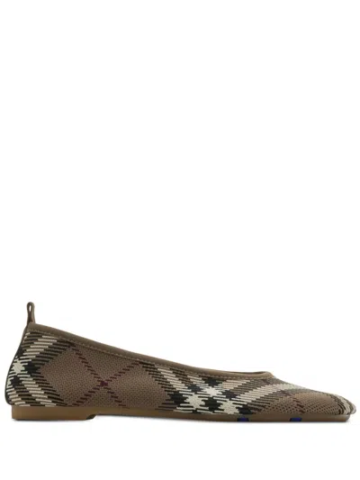 Burberry Checkered Knitted Ballerina Shoes Women In Brown