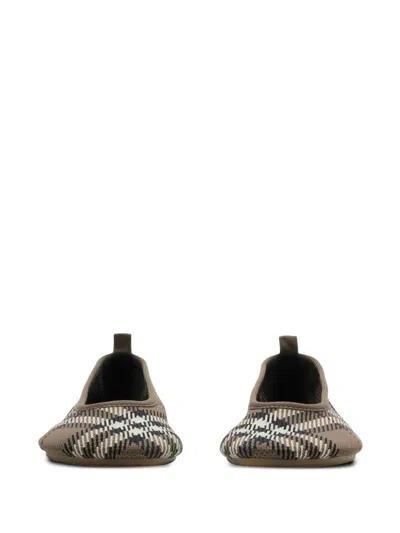 Burberry Checkered Knitted Ballerina Shoes Women In Brown