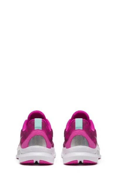 Saucony Endorphin Kdz Running Sneaker In Purple