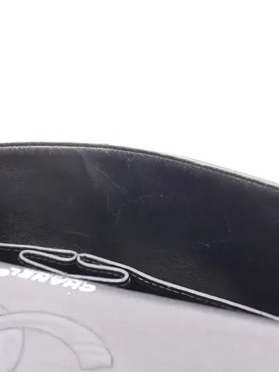 Pre-owned Chanel 2000-2002 Matelasse Flap Chain Shoulder Bag In Black