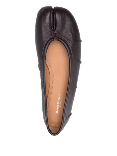 Maison Margiela Tabi Leather Split-toe Ballerina Flats In Black