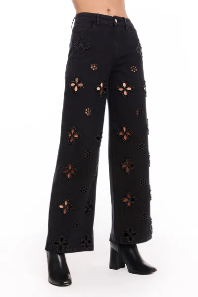 The Noli Shop Kaia Pearl High Rise Jean In Black