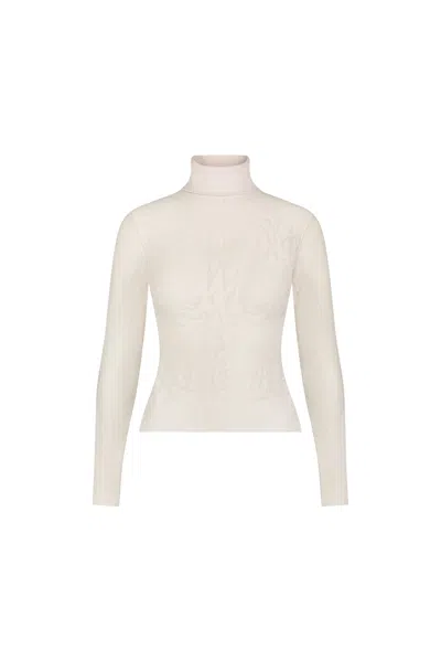 The Noli Shop Alina Rose Turtleneck Top In White