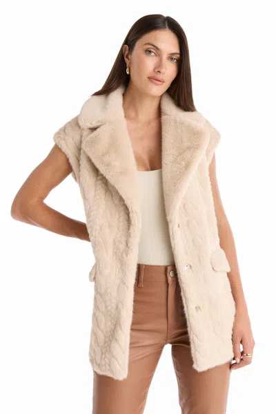 The Noli Shop Leone Cable Knit Faux Fur Vest In Neutral
