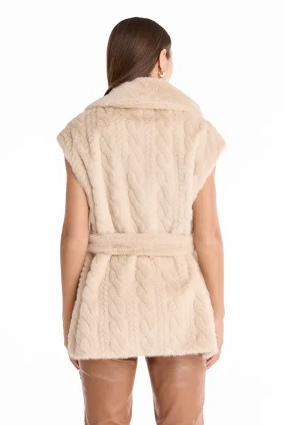 The Noli Shop Leone Cable Knit Faux Fur Vest In Neutral
