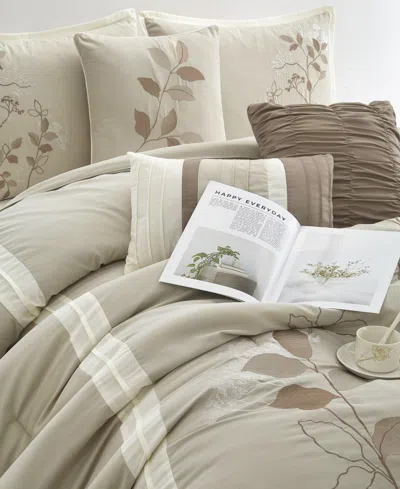 Stratford Park Lucy 7-pc. Comforter Set, California King In Neutral