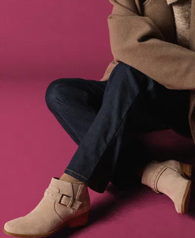 Clarks Women's Danyelle Wish Boots In Brown