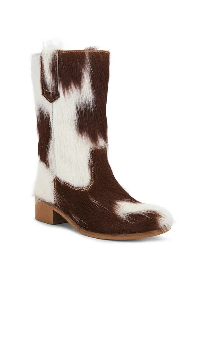 Dico Copenhagen Julia Fur Gaucho Boot In Animal Print