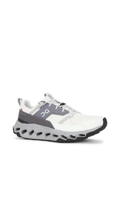 On Cloudhoriz Sneaker