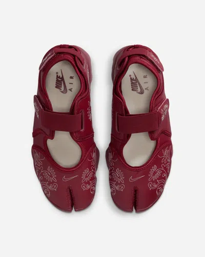 Nike Air Rift | Red | Size: In Burgundy
