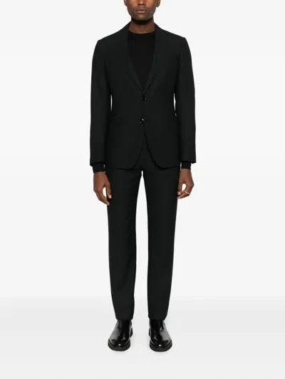 Tagliatore Ribbed Hem Crew Neck Long Sleeve Pullover In Black