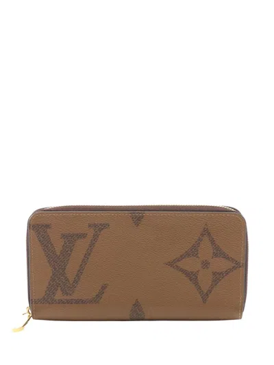 Pre-owned Louis Vuitton 2021-2025 Monogram Giant Reverse Zippy Wallet Long Wallets In Brown