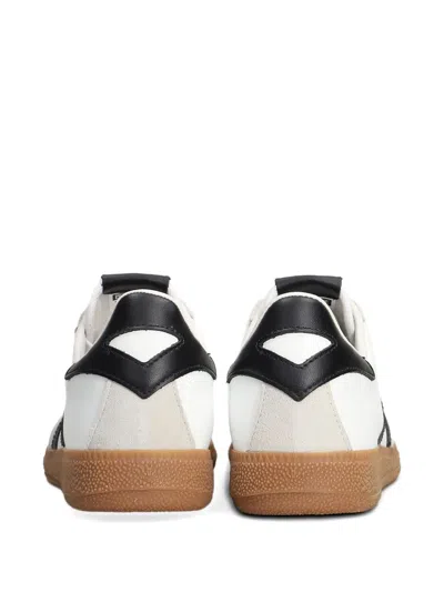 Munich Barru 162 Sneakers In White