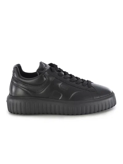 Hogan Monochromatic Low-top Sneakers With Ridged Rubber Sole In Black