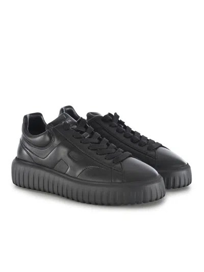 Hogan Monochromatic Low-top Sneakers With Ridged Rubber Sole In Black