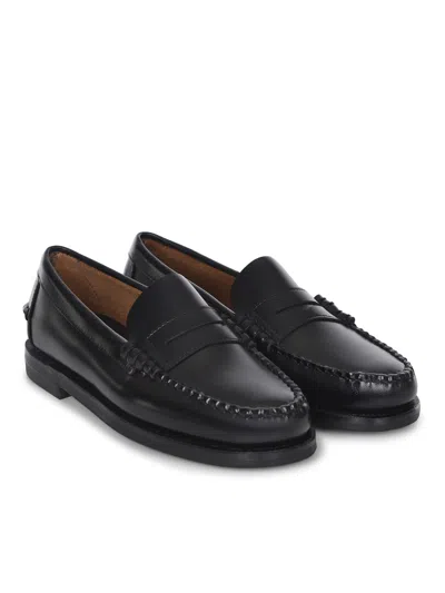 Sebago Classic Dan Moccasins In Leather In Black