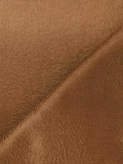Max Mara Classic Big Scarf "baci" In Brown