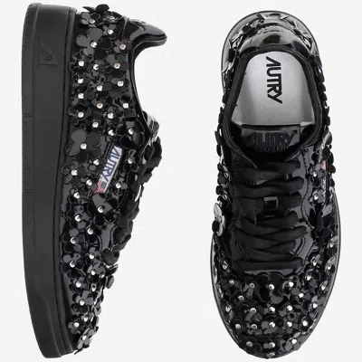 Autry Sparkling Black Low-top Sneakers With Sequin Detail In Black