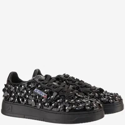 Autry Sparkling Black Low-top Sneakers With Sequin Detail In Black