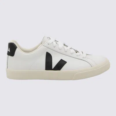 Veja Campo' White And Black Low Top Sneakers In Vegan Leather In Multi