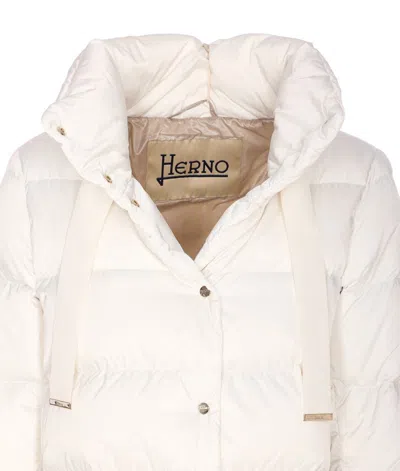 Herno Quilted Cape Jacket High Collar In White