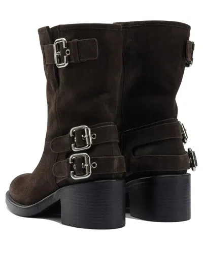 Chloé Stylish Block Heel Suede Ankle Boots In Brown