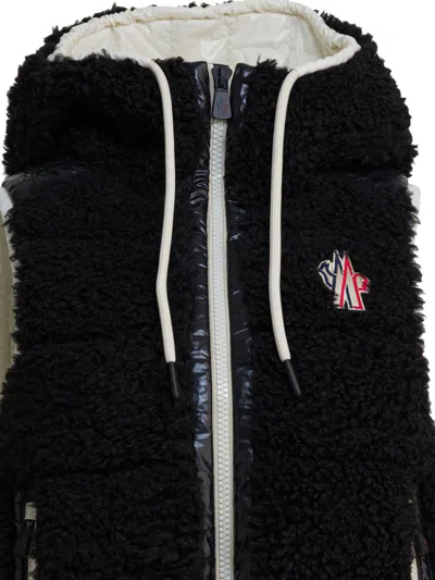 Moncler Padded Zip-up Fleece Gilet In Black