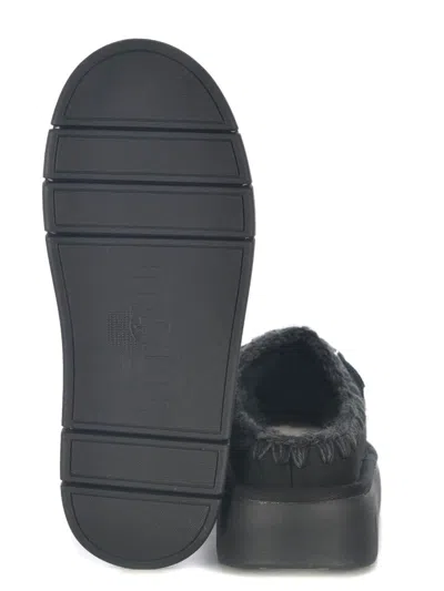 Mou 'bounce Clog Metal Logo' Slippers In Black