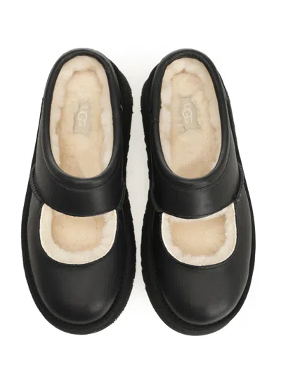 Ugg Round Toe Lace-up Shoes With Platform Sole In Black
