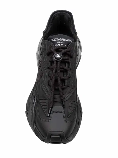 Dolce & Gabbana Black Logo Patch Sneakers In Black