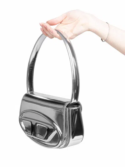 Diesel 1dr Shoulder Bag In Mirrored Leather Color Silver