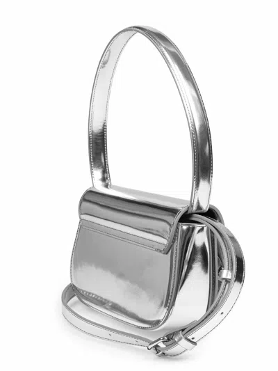Diesel 1dr Shoulder Bag In Mirrored Leather Color Silver