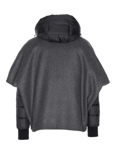 Moorer Hooded Down Jacket Featuring Quilted Sleeves In Gray