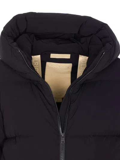 Woolrich Cloud Down Jacket In Stretch Nylon With A Matte Finish In Black