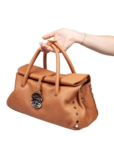 Zanellato Dotta Centauro S Hammered Leather Bag In Amaretto Brown In Brown
