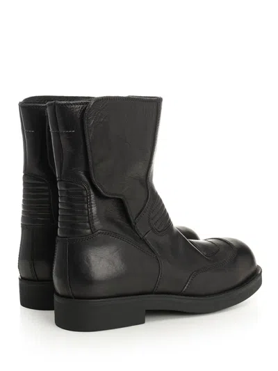 Mm6 Maison Margiela Leather Biker Boot In Black