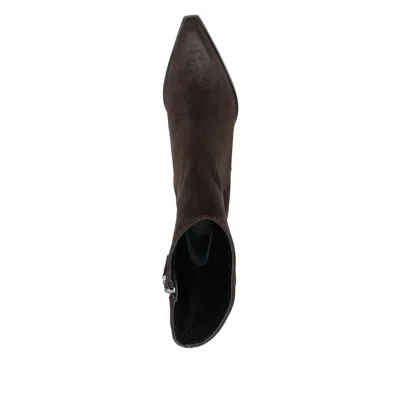 Poeve Leather Boots In Brown