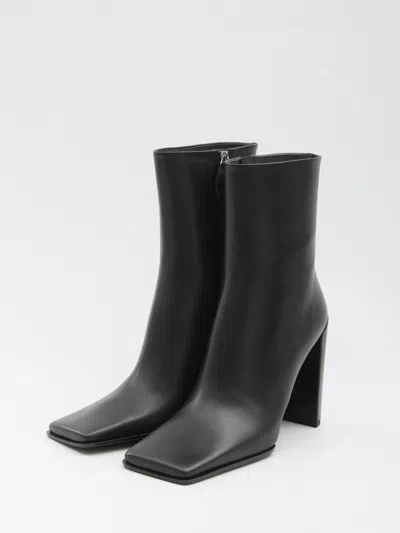 Alaïa Alaia Women Square-toe Ankle Boots In Multi