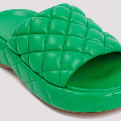 Bottega Veneta Grass Green Leather Padded Sandals In Green