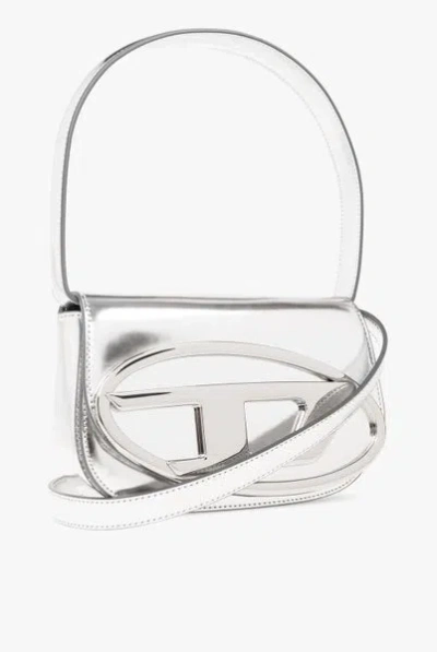 Diesel 1dr Shoulder Bag In Mirrored Leather Color Silver