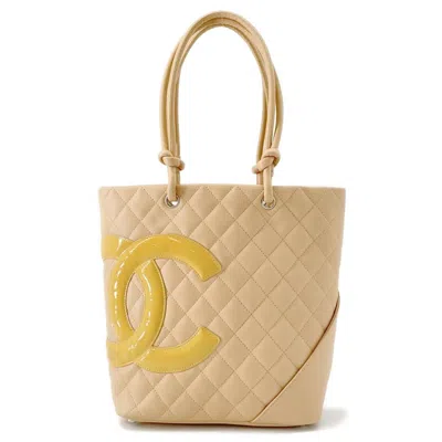 Pre-owned Chanel Patent Leather Handbag () In Sand