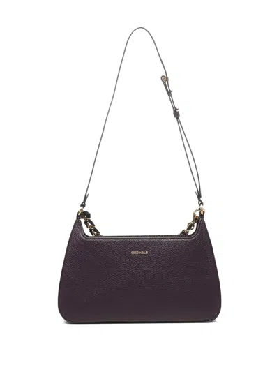 Coccinelle Beat Chain-handle Shoulder Bag In Black