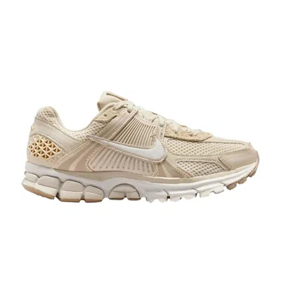 Pre-owned Nike Wmns Zoom Vomero 5 'sanddrift' | Cream | Women's Size 7 In White