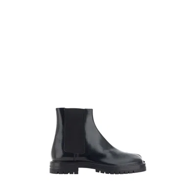 Margiela Calfskin Tabi County Chelsea Boots In Black