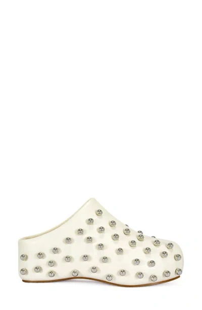 Azalea Wang Darwin Stud Platform Clog In White