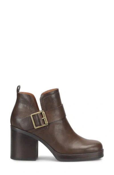 Korks Kari Block Heel Bootie In Brown