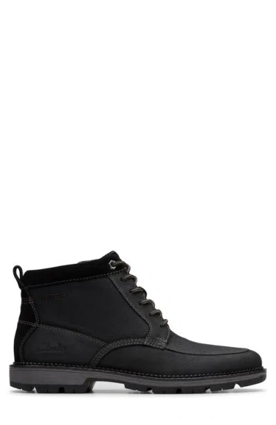Clarks ® Maplewalk Rise Boot In Black